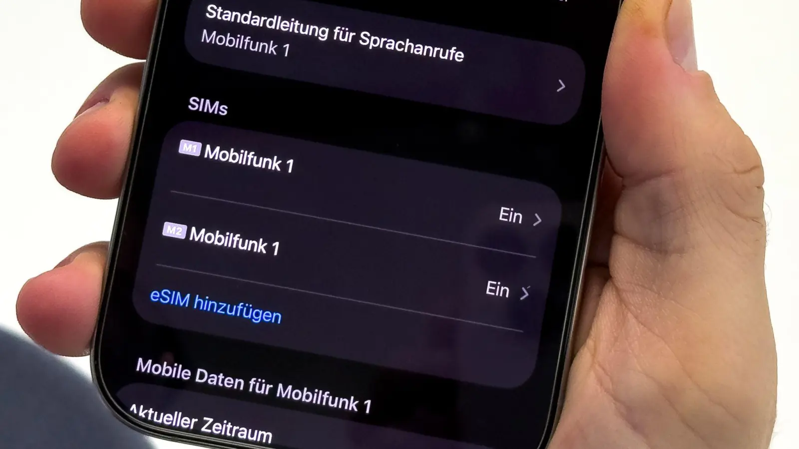 iMessage-Probleme? Ein doppelter eSIM-Eintrag könnte eine Ursache sein. (Foto: Nico Tapia/dpa-tmn)