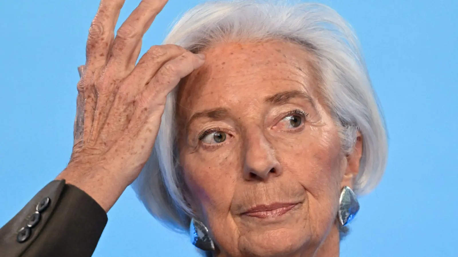 EZB-Präsidentin Christine Lagarde will die Inflation im Euroraum im Zaum zu halten. (Archivbild) (Foto: Florian Wiegand/dpa)
