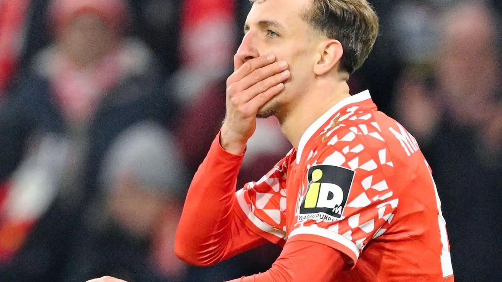 Nelson Weiper und seine Mainzer kassierten den nächsten Rückschlag. (Foto: Uwe Anspach/dpa)