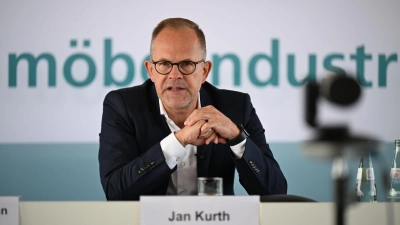 Der Geschäftsführer des Verbandes der Küchenmöbelindustrie, Jan Kurth ist überzeugt, dass es bergauf geht mit der Branche. (Foto: Wolf von Dewitz/dpa)