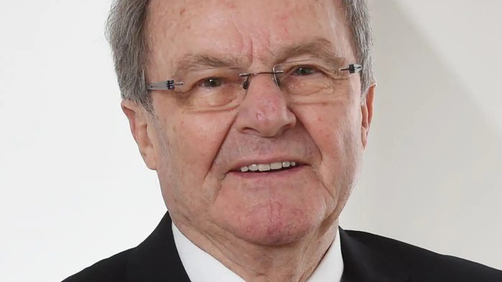 Landshuts Altoberbürgermeister Josef Deimer ist im Alter von 90 Jahren gestorben. (Archivbild) (Foto: picture alliance / dpa)