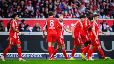 Konrad Laimer trifft zur Münchner Führung. (Foto: Tom Weller/dpa)