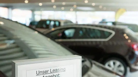Geht ein Leasingauto aufgrund von Mängeln zurück ans Autohaus, muss der Leasingvertrag rückabgewickelt werden. (Foto: Kai Remmers/dpa-tmn)