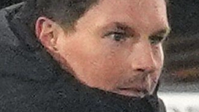 Hatten wenig Gutes beim Stadtderby gesehen: FC St. Paulis Trainer Alexander Blessin (l) und HSV-Kollege Merlin Polzin.  (Foto: Marcus Brandt/dpa)