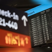 Musterbriefe für Flugärger: Neue Vorlagen helfen Reisenden, Ansprüche bei Flugverspätungen oder Ausfällen einfach geltend zu machen. (Foto: Oliver Berg/dpa/dpa-tmn)