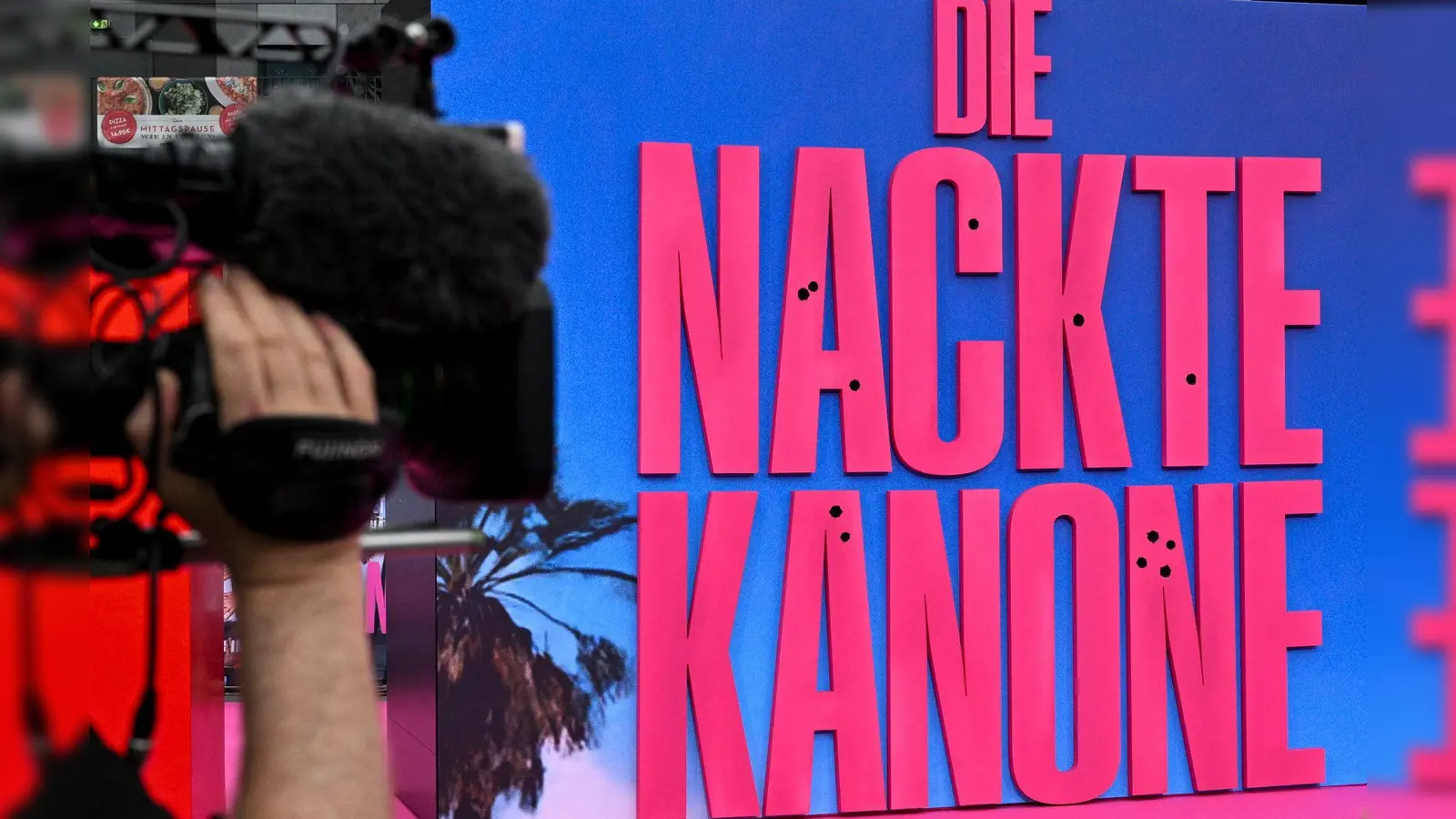 „Die nackte Kanone“ wird 37 Jahre nach dem ersten Film aus der Reihe fortgesetzt. (Archivbild) (Foto: Jens Kalaene/dpa)