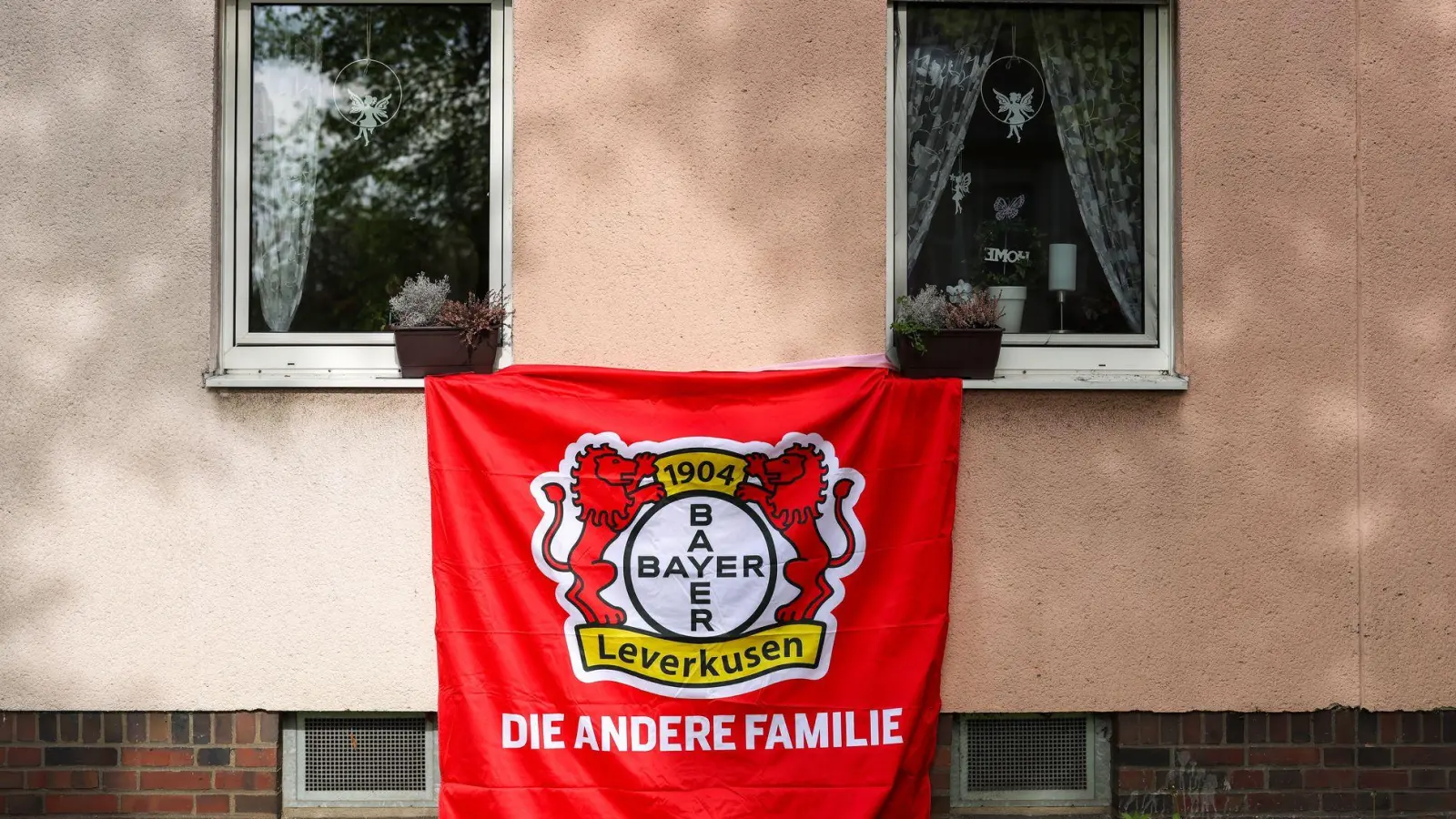 Bayer Leverkusen ist juristisch ein besonderer Fall in der Bundesliga. (Foto: Christoph Reichwein/dpa)