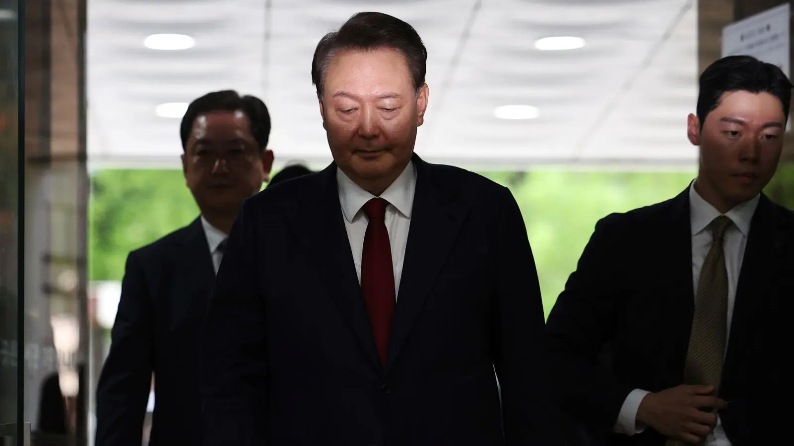 Ex-Präsident Yoon Suk Yeol droht die Todesstrafe. (Archivfoto) (Foto: Kim Hong-Ji/Pool Reuters/AP/dpa)
