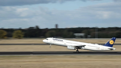 Ab Januar 2023: Lufthansa bietet kostenloses Messaging auf A320-Flügen mit WLAN für registrierte Passagiere. (Foto: Sina Schuldt/dpa/dpa-tmn)