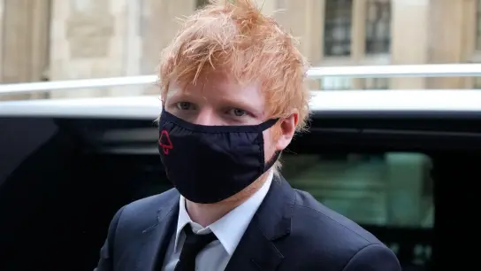 Ed Sheeran ist erleichtert. (Foto: Frank Augstein/AP/dpa)