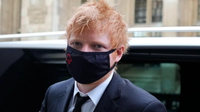 Ed Sheeran ist erleichtert. (Foto: Frank Augstein/AP/dpa)
