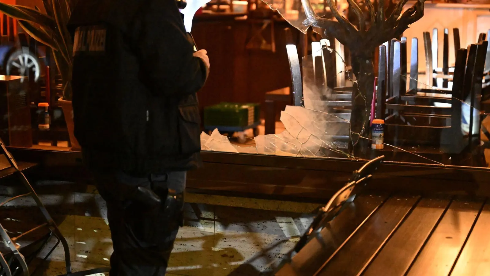 Die Polizei vermutet Antisemitismus hinter dem Angriff.  (Foto: Felix Hörhager/dpa)