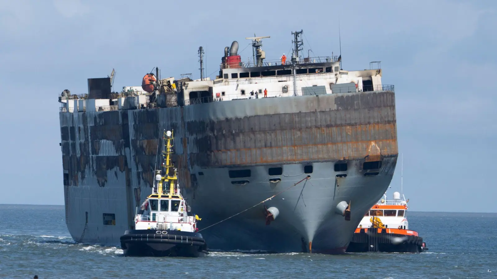 Das beschädigte Fremantle Parkway-Schiff tauchte in Eemshaven auf –  Infocomma Wirtschaft