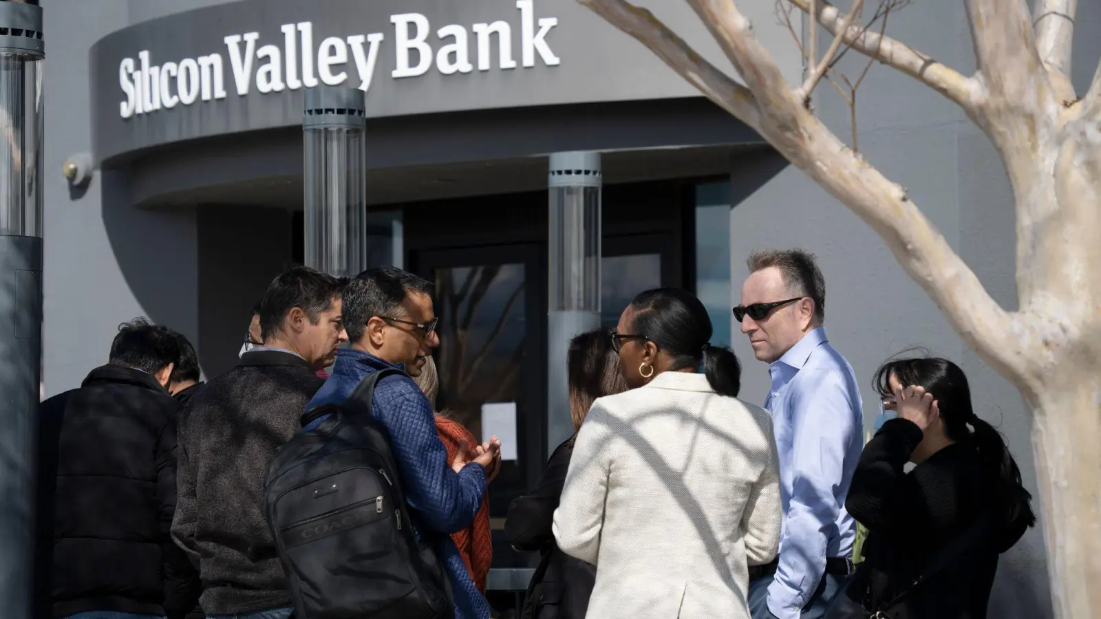 Hauptsitz der Silicon Valley Bank in Santa Clara. Die Bank ist unter staatliche Kontrolle gestellt worden. (Foto: Li Jianguo/XinHua/dpa)