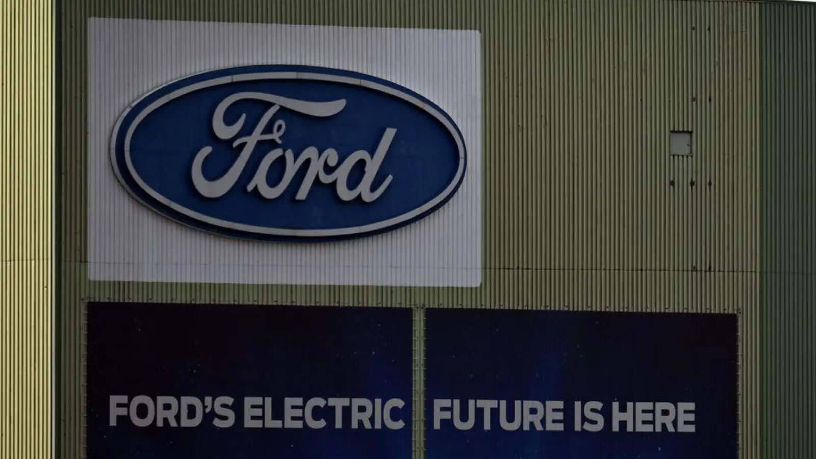 Die Perspektiven der Kölner Ford-Werke sind düster. (Foto: Federico Gambarini/dpa)