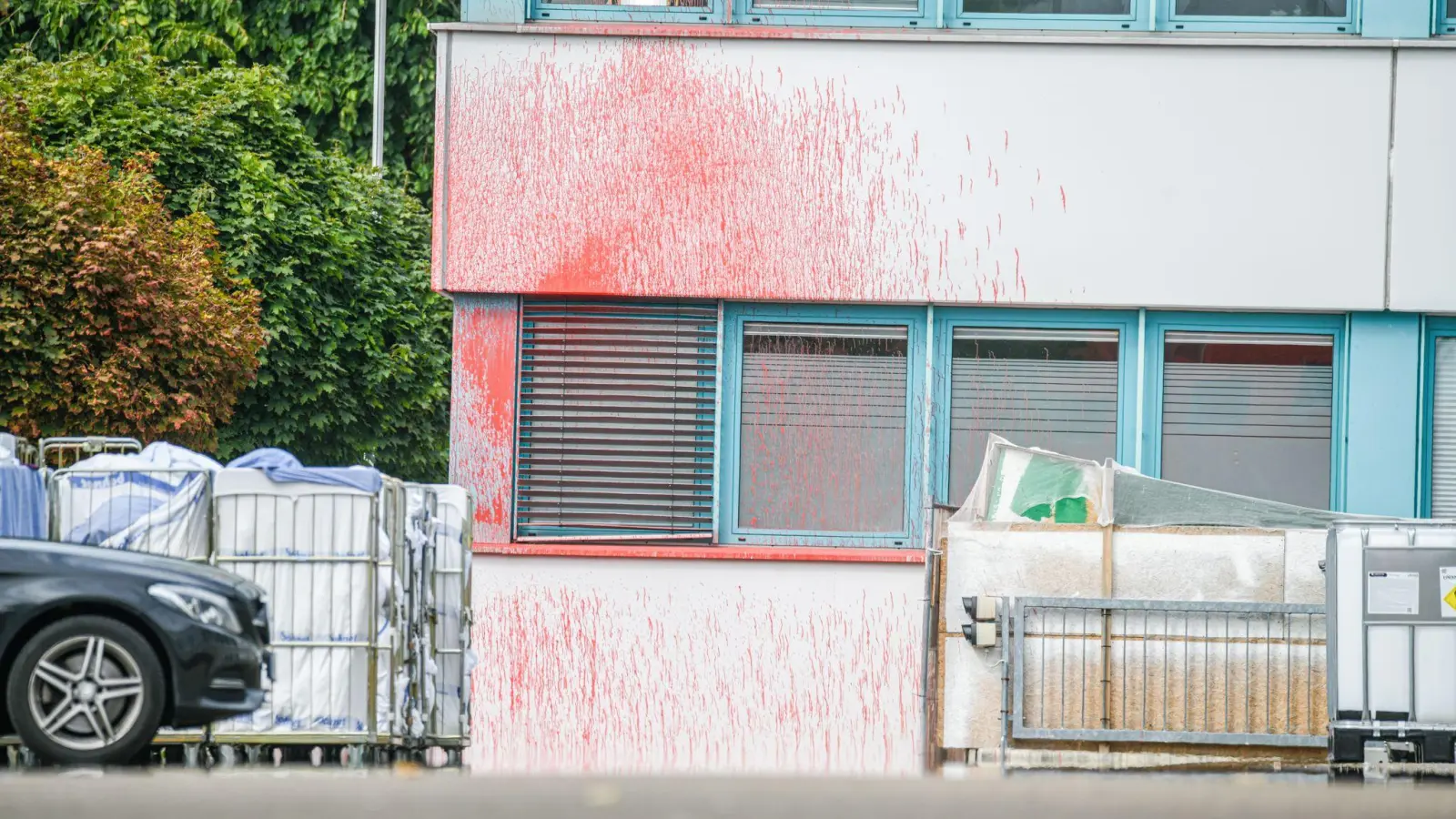 Unterstützer der Hamas nennt Israals Botschafter die Täter. (Foto: Jason Tschepljakow/dpa)