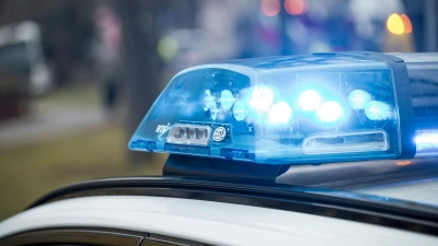 Die Ermittler hatten zwölf Durchsuchungsbeschlüsse in der Tasche.(Symbolbild) (Foto: Daniel Vogl/dpa)