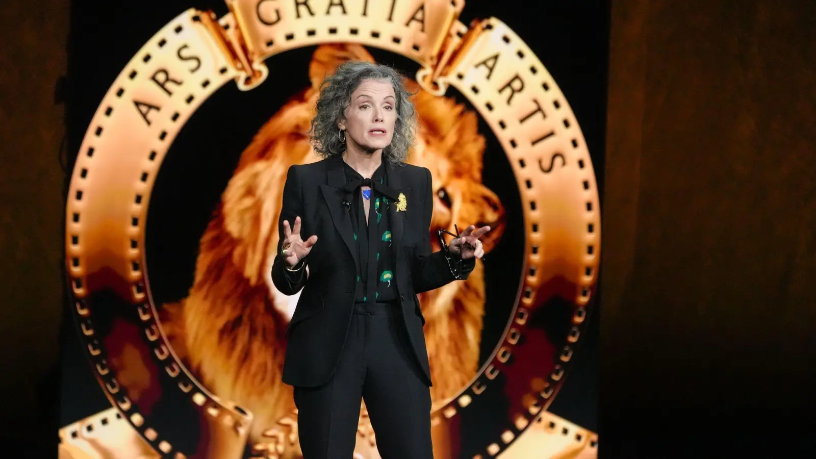 Courtenay Valenti, Filmchefin bei Amazon MGM Studios, bat in Sachen James Bond um Geduld. (Foto: Chris Pizzello/Invision/AP/dpa)