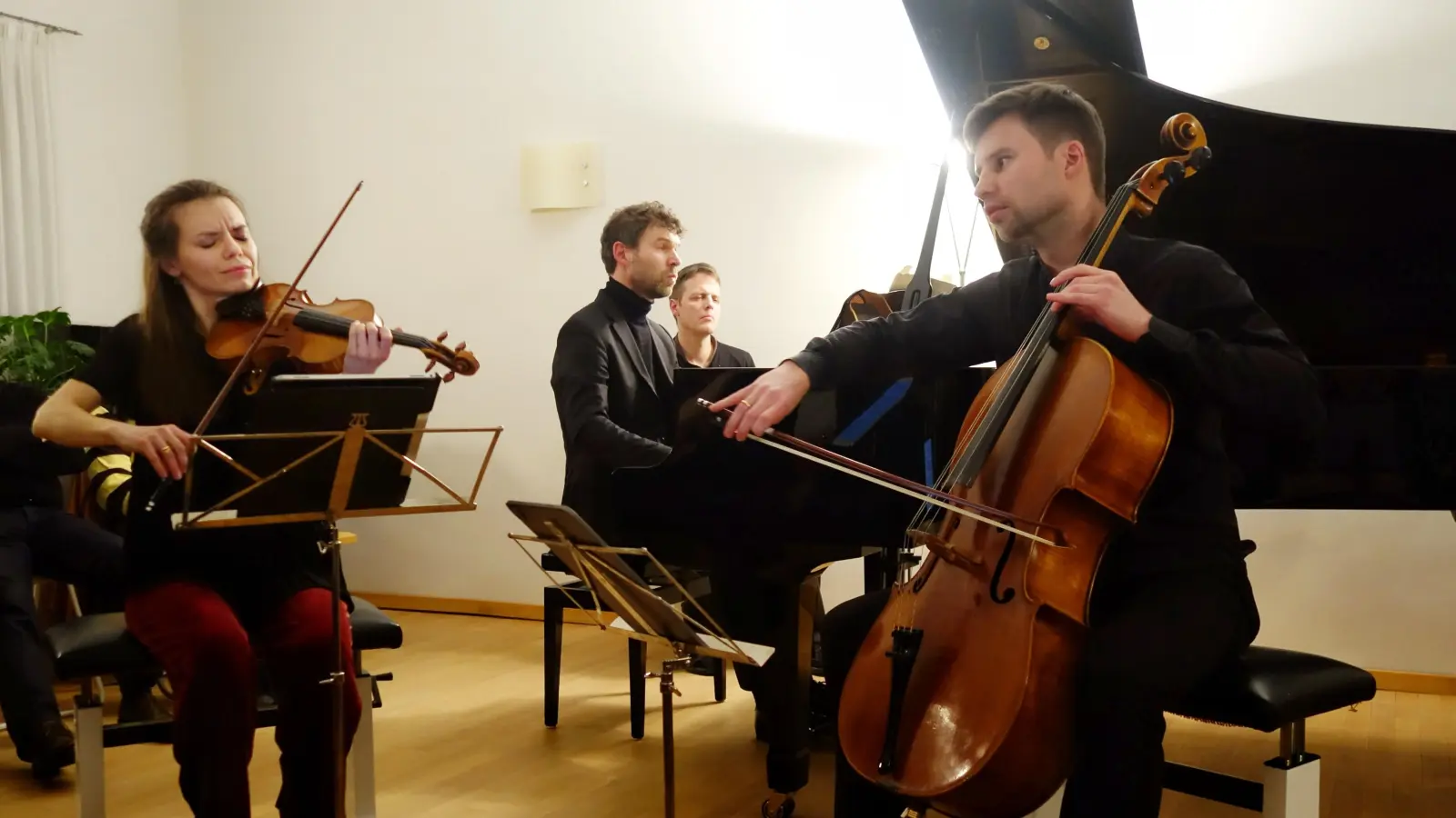 Interpretierte Werke von Schostakowitsch und Schubert: das Staemmler Klaviertrio in Uffenheim. (Foto: Marion Etienne)