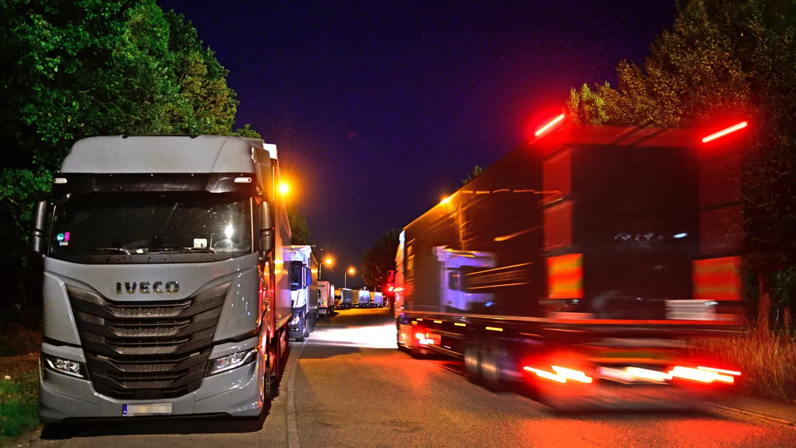LK Ansbach_nähe Langensteinach_LKWs übernachten