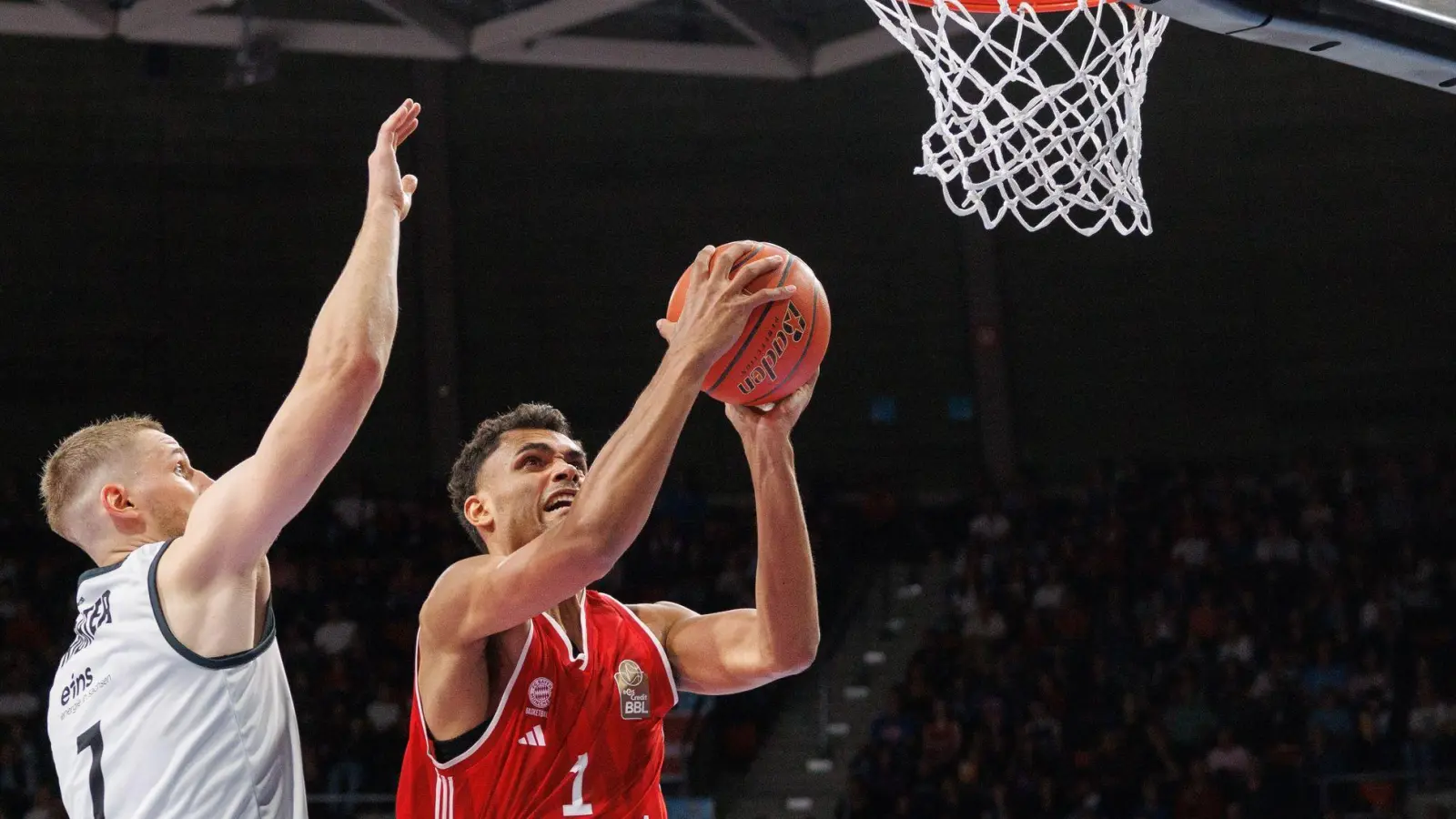 Oscar da Silva war einer von zwei Europameistern im Bayern-Team gegen Jena. (Archivfoto) (Foto: Matthias Balk/dpa)