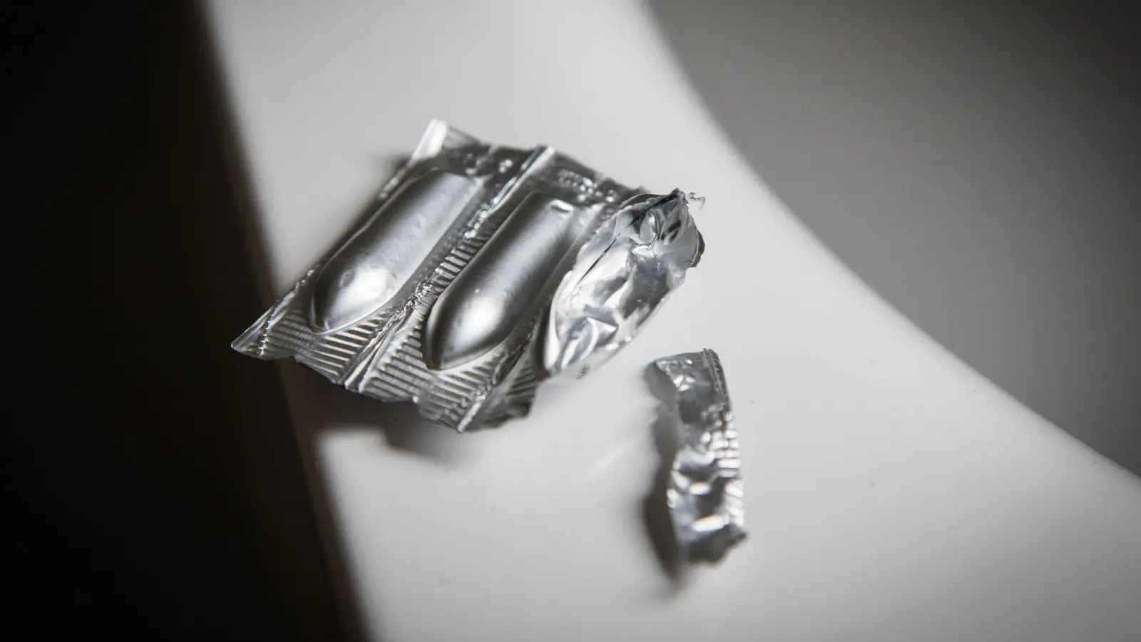 Erfreulich: Von zwölf getesteten Mitteln gegen Vaginalpilz schneiden neun mit der Note „sehr gut“ ab, drei sind „gut“. (Foto: Christin Klose/dpa-tmn)