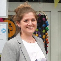 VHS-Leiterin Sandra Anjoka ist mit dem Wechsel von der Semester- zur Ganzjahresplanung sehr zufrieden. (Archivbild: Winfried Vennemann)