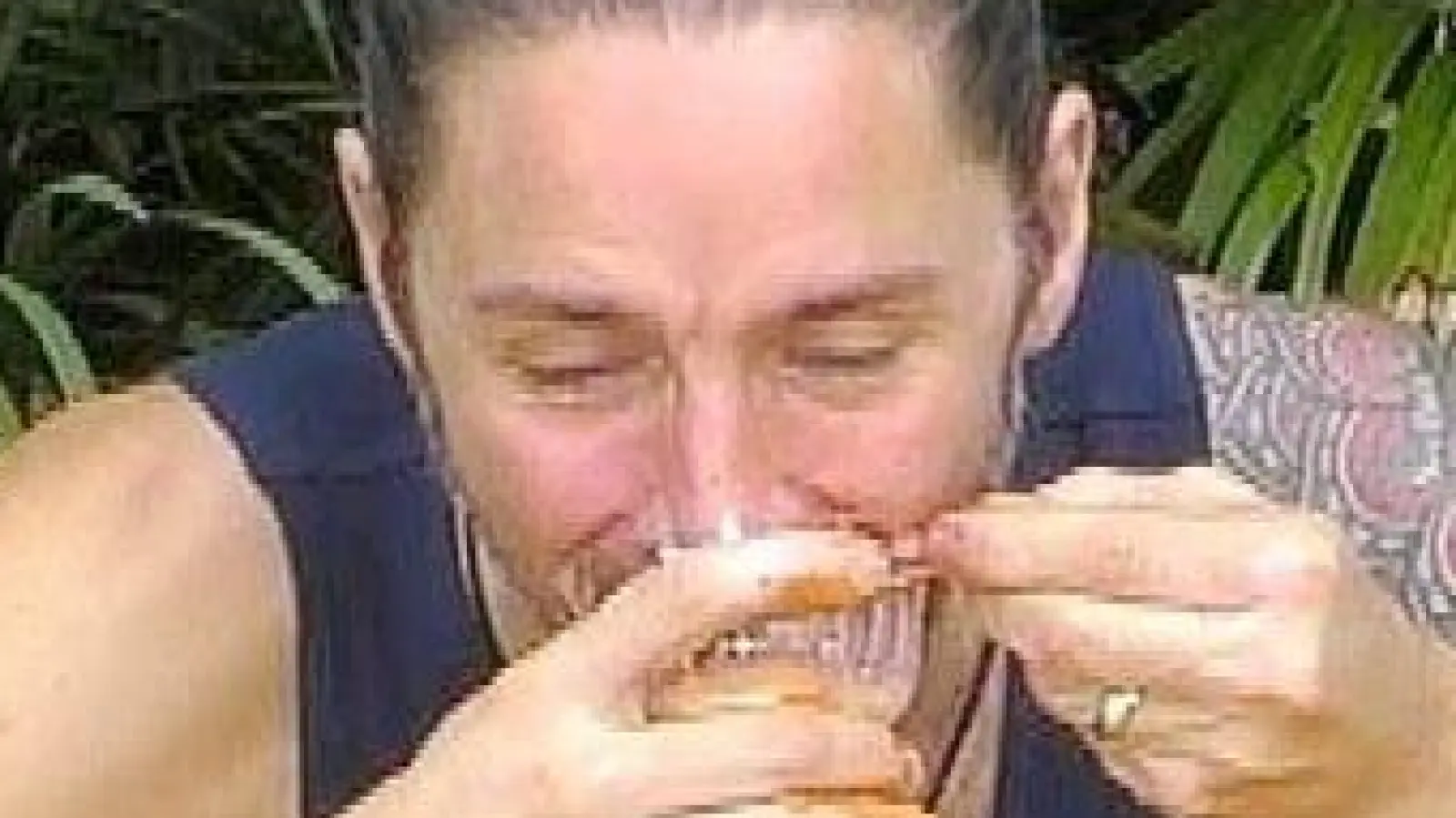 Kamelhirn und Kuhurin standen auf der Speisekarte.  (Foto: RTL/dpa)