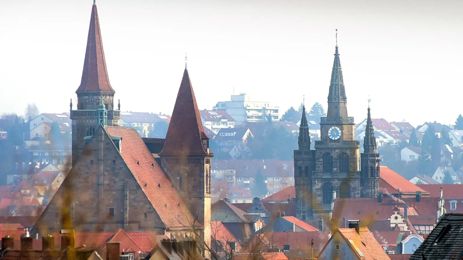 Die Stadt Ansbach erfüllt ihre Quote bei der Zuweisung von Geflüchteten mehr als deutlich. Bei vielen anderen Kommunen im Landkreis Ansbach sieht das nicht so aus. (Symbolbild: James Edward Albright Jr)
