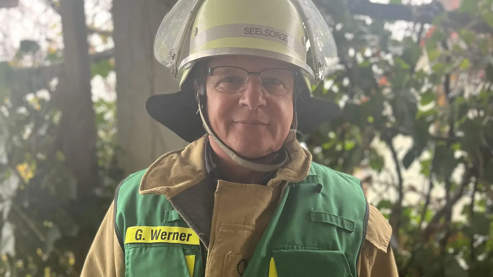 Er ist seit mittlerweile fast 25 Jahren ehrenamtlicher Feuerwehr-Seelsorger der Stadt und des Landkreises Ansbach.  (Foto: Laura Nadler)