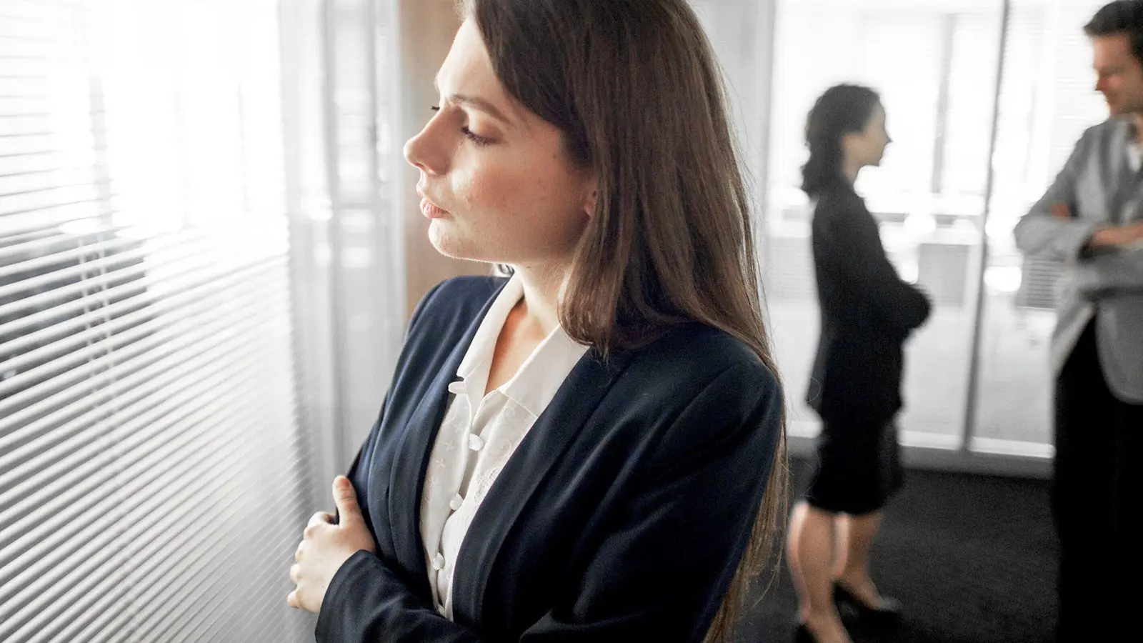 Sind die Kollegen schwierig oder ich? Ein ehrliches Hinterfragen kann Spannungen lösen und so für mehr Offenheit im Team sorgen. (Foto: Klaus-Dietmar Gabbert/dpa-tmn)