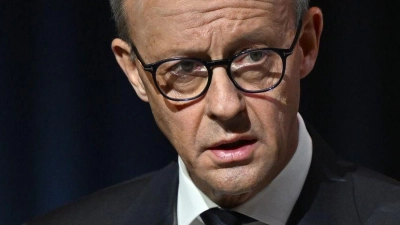 Merz kam zum Gedenken nach Magdeburg. (Foto: Hendrik Schmidt/dpa)