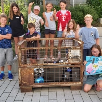 An der Grundschule Schalkhausen wird von der vierten Klasse in einem bayernweiten Wettbewerb Elektroschrott gesammelt.  (Foto: Anke Merklein)