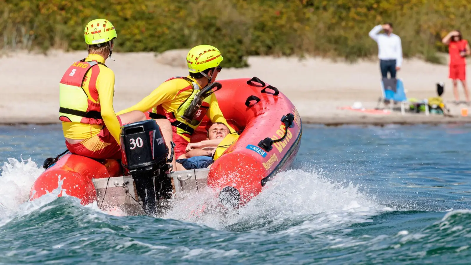 321 Menschen starben bis zum Stichtag 15. September in deutschen Gewässern - laut DLRG weniger als ein Jahr zuvor. (Symbolbild) (Foto: Markus Scholz/dpa)