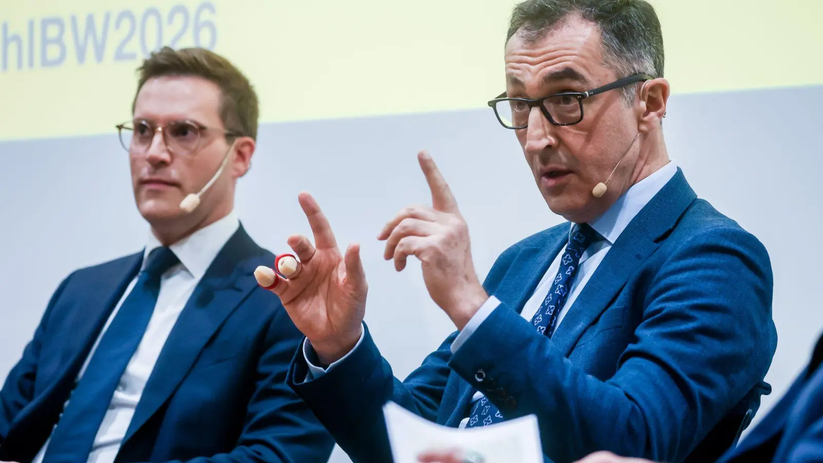 Jüngste Umfragen sagen Kopf-an-Kopf-Rennen voraus.  (Foto: Christoph Schmidt/dpa)