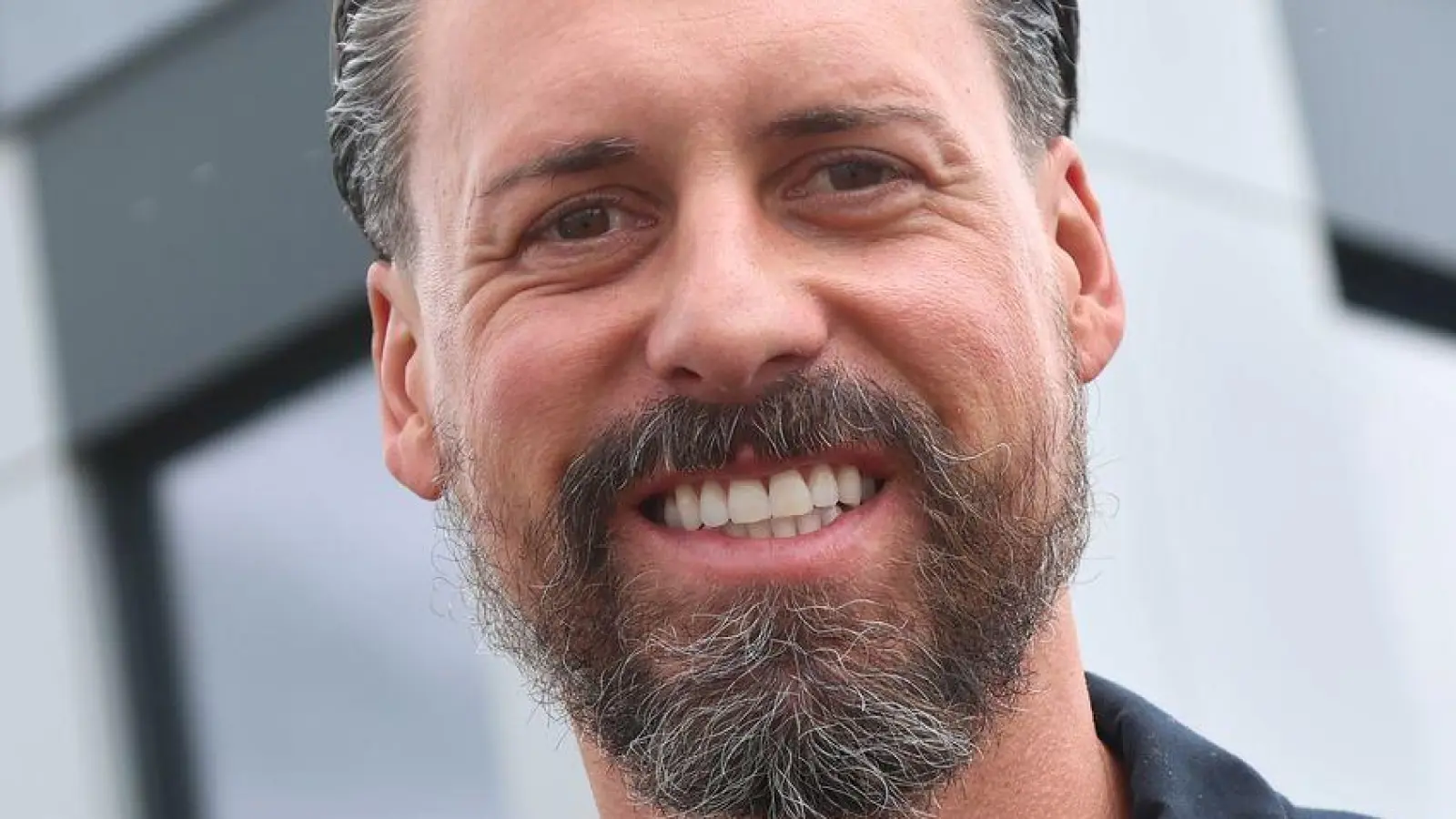 Sandro Wagner legt als Trainer beim FCA los. (Foto: Karl-Josef Hildenbrand/dpa)