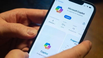 Den KI-Chatbot Copilot hat Microsoft nun auch als iOS-App für iPhones und iPads veröffentlicht. Für Android-Geräte ist er schon seit Ende Dezember verfügbar. (Foto: Franziska Gabbert/dpa-tmn)