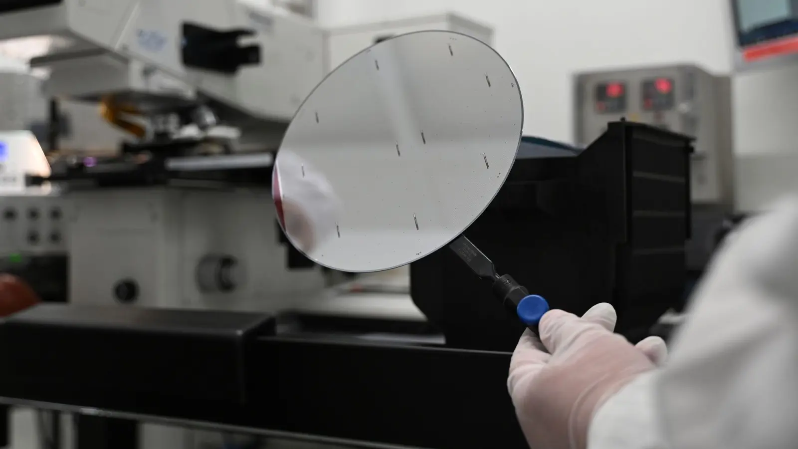 Nexperia-Produktion in Hamburg.  (Foto: David Hammersen/dpa)