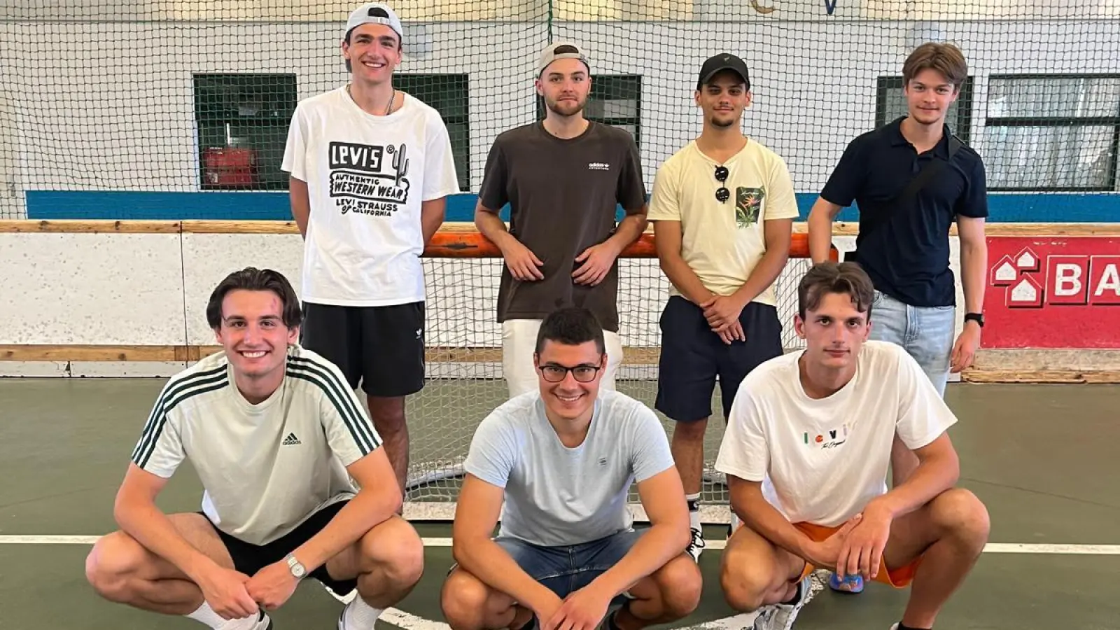 Die Meistermannschaft der SG Konstanz/Ansbach, hinten von links: Sascha Nonn, Philipp Elbl, Maurice Tati, Thorsten Lohr. Vorne von links: Fabian Nonn, Roman Kaas und Pascal Nonn. (Foto: keine Angabe/Privat)