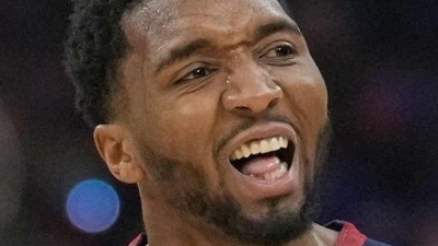 Die Cavaliers mit Donovan Mitchell haben beide Heimspiele zum Auftakt der Playoffs gewonnen. (Foto: Sue Ogrocki/AP/dpa)
