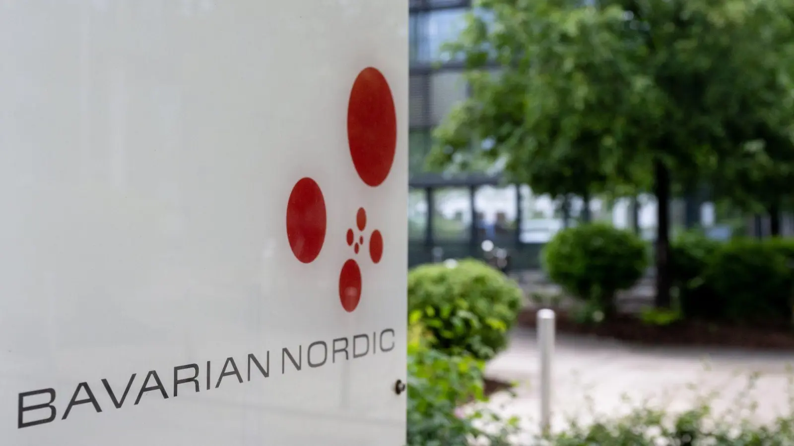 Die Impfdosen des Unternehmen Bavarian Nordic sollen den 27 EU-Staaten sowie Norwegen und Island zur Verfügung stehen. (Foto: Sven Hoppe/dpa)