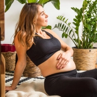 Bestimmte Nährstoffe sind in der Schwangerschaft besonders wichtig. Dazu gehören Folat, Eisen, Jod und Vitamin D. (Foto: Christin Klose/dpa-tmn)