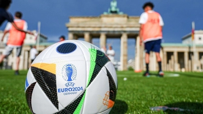 Am 14. Juni beginnt das EM-Turnier mit dem Eröffnungsspiel in Berlin zwischen Deutschland und Schottland. (Foto: dpa)