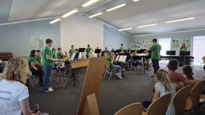 Erfolgreiches Konzert: Mit einem Preis für den Verein wurde das Engagement der jüngsten Mitglieder des Spielmannszuges gewürdigt.  (Foto: Spielmannszug/Nicole Schaffner)