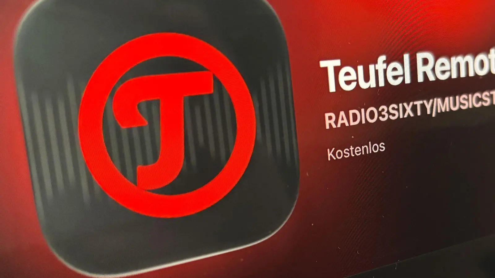 Mit der App „Teufel Remote“ lassen sich WLAN-Radios steuern, die auch mit der Undok-App bedient werden konnten. (Foto: Franziska Gabbert/dpa-tmn)