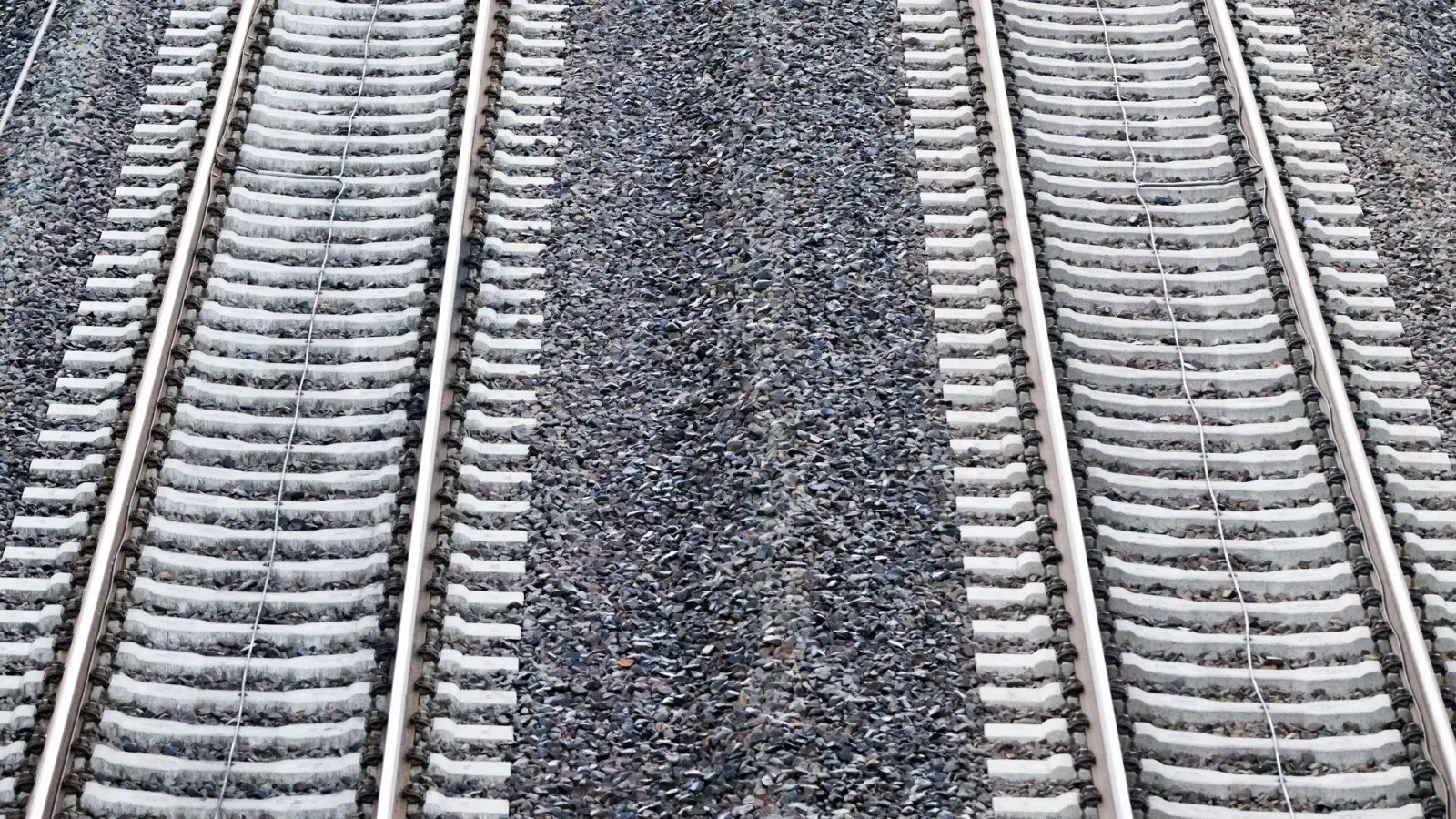 Der Lückenschluss der Werratalbahn würde je nach Trassenvariante zwischen 66 und 150 Millionen Euro kosten. (Archivbild) (Foto: Julian Stratenschulte/dpa)