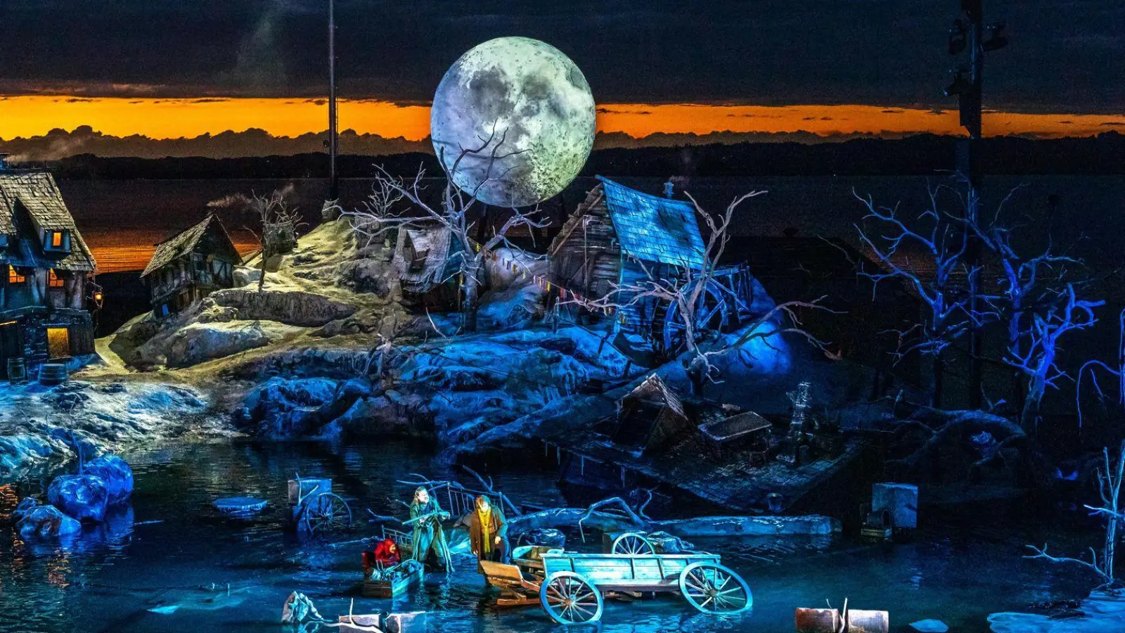 Dieses Jahr ist noch der „Freischütz“ zu sehen, ab 2028 reitet der „Fliegende Holländer“ über den Bodensee. (Archivbild) (Foto: Dietmar Stiplovsek/APA/dpa)