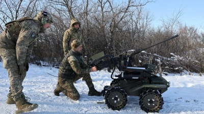 Mit Gegenangriffen bremst die ukrainische Armee den russischen Vormarsch. (Archivbild) (Foto: Andriy Andriyenko/65. mechanisierte Brigade der Ukraine/AP/dpa)
