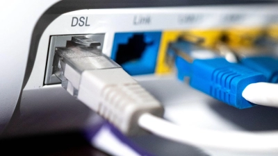 Telekommunikationsanbieter sind gesetzlich verpflichtet, die Leistung am neuen Wohnsitz bereitzustellen, ohne die vereinbarte Laufzeit oder sonstige Vertragsinhalte zu ändern. (Foto: Sina Schuldt/dpa/dpa-tmn)