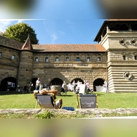 Chillen vor historischer Kulisse: Beim Burgfest in Lichtenau war viel geboten, und doch ging es am Wochenende ganz entspannt zu. (Foto: Calotta Halbrock)